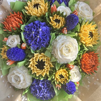 Classic 19 Cupcake Bouquet