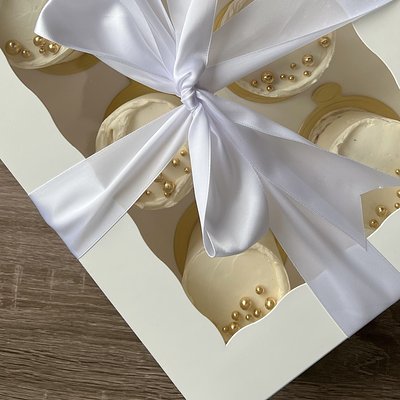 Signature Tasting Box