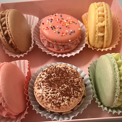 Box Of 6 Macarons