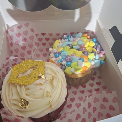  Special Cakes And Cupcakes 