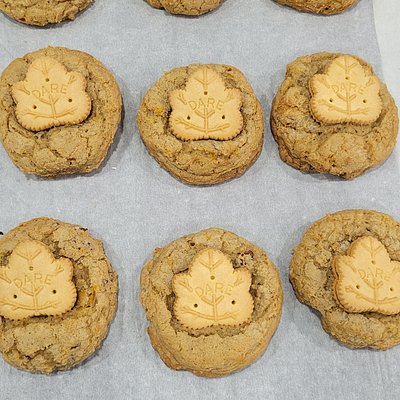 🍁 Canadian Maple Pecan Cookies