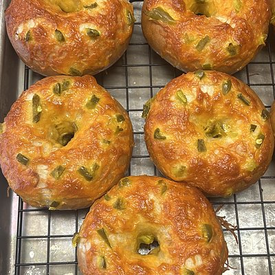 Sourdough Jalapeño Cheddar Bagels