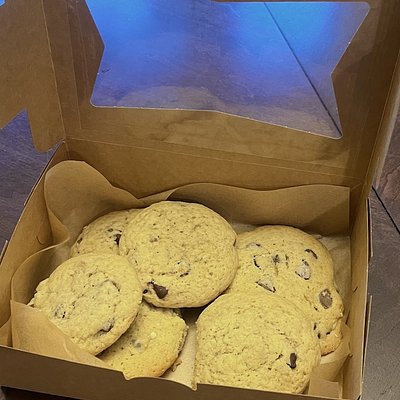 Browned Butter Chocolate Chip Cookies (dozen)