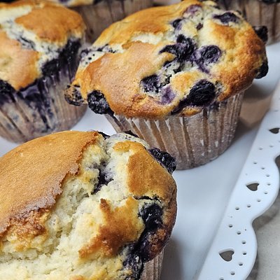 Lemon Blueberry Jumbo Muffins 