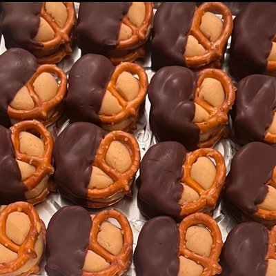 Pretzel Buckeyes