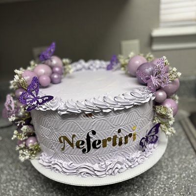 Custom Round Or Heart 12in Cake