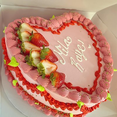 12” Heart Cake (35/40 People)