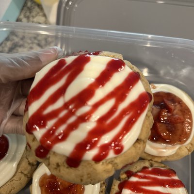 Raspberry Cheesecake Cookie