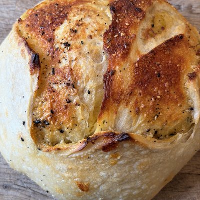 Everything But The Bagel Cheddar Sourdough 
