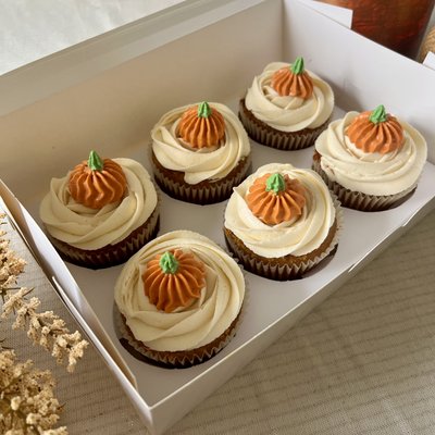 October Special: Pumpkin Cupcakes (6pcs)