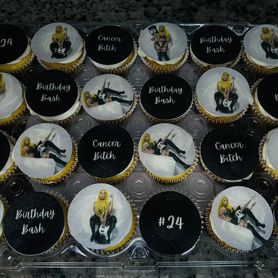 CUSTOM CUPCAKES 