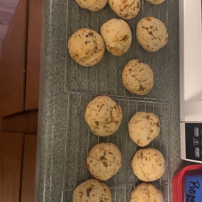 Butterfinger Chunk Cookies - 6 Count 