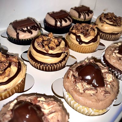 12ct Specialty Cupcakes