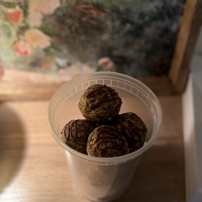 Peanut Butter Energy Balls 9 pack 