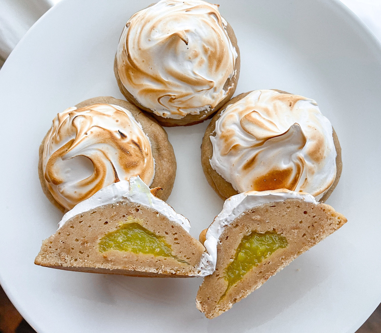 Lemon Meringue Cookie