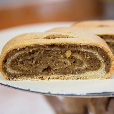 Classic Holiday Nut Roll