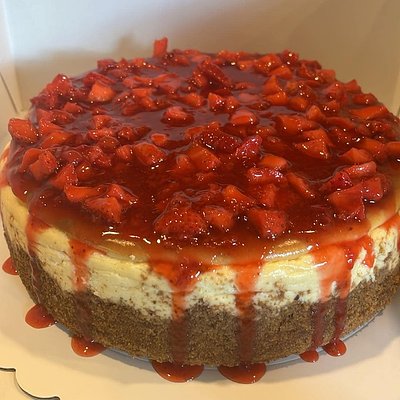 NY Style Cheesecake W/ Strawberry Topping