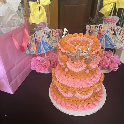two tiered cakes 