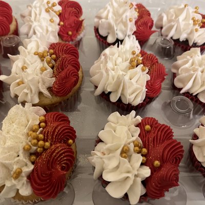 Special Custom Cupcakes 
