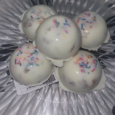 Cake Domes