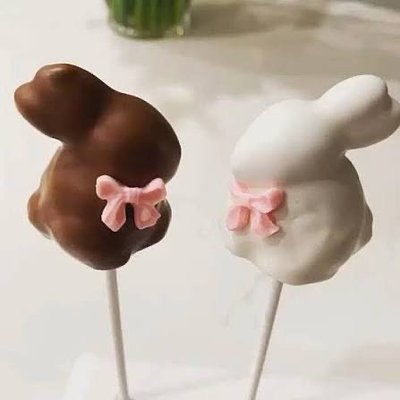 Bunny And Bows Cakepops