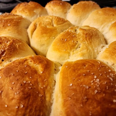 Sourdough Dinner Rolls