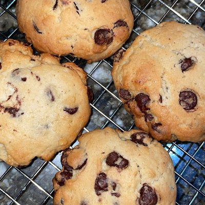 Sourdough Chocolate Chip Cookie