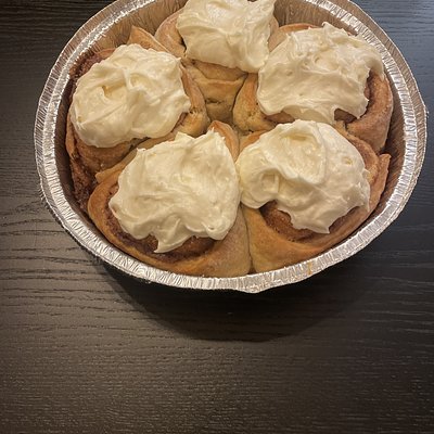 Cinnamon Rolls (5)