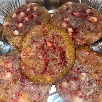 Strawberry cookies