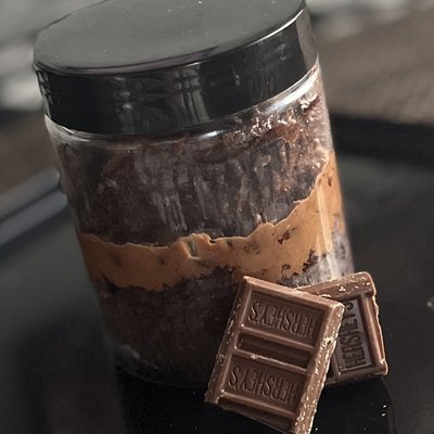 Death By Chocolate Cake Jar