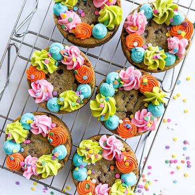 Personal Cookie Cake 