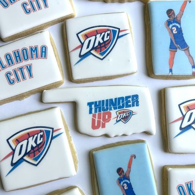 Thunder Half Dozen