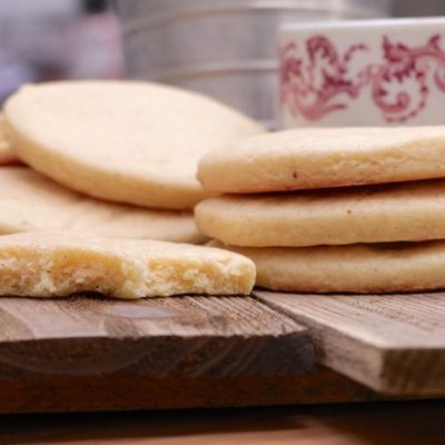 Granny’s Tea Cakes