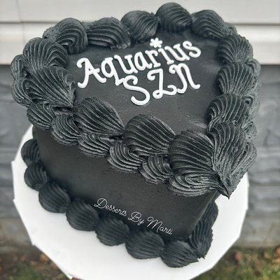 Basic Solid Color Heart Cake 
