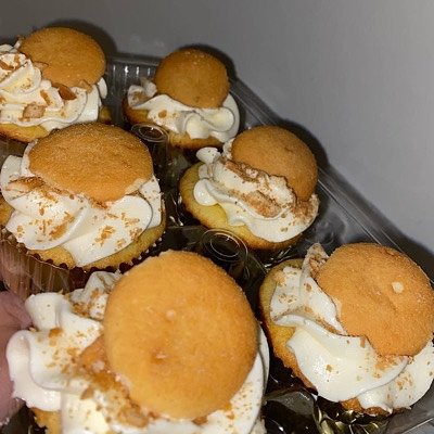 Banana Pudding Cupcakes - Dozen