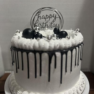 8in Cakes