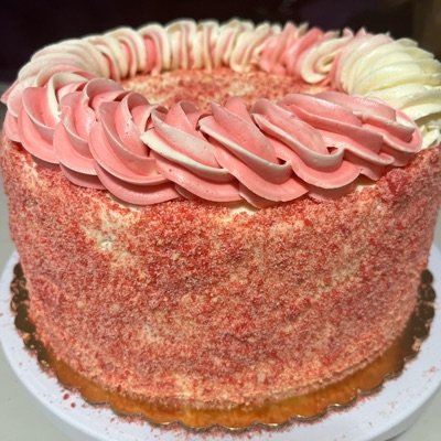 8” Strawberry Crunch Cake