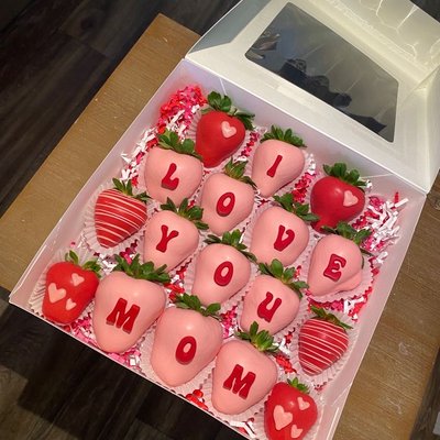 Lettered  Chocolate Covered Strawberries 