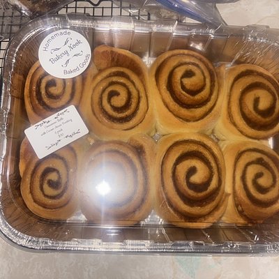 Cinnamon Rolls 8pk