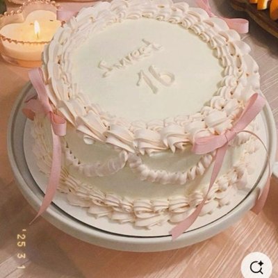 14in Cake