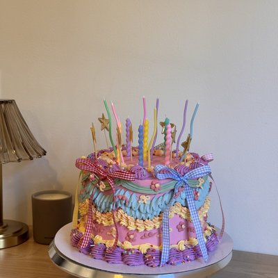 8 inch Round Cake