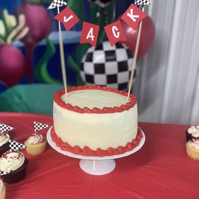 8” Round Layered Cake