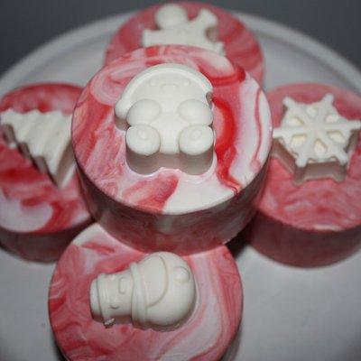 Customizable Vanilla Cake Pucks
