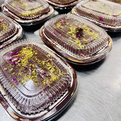 Dubai Chocolate Pistachio cake In a Pan