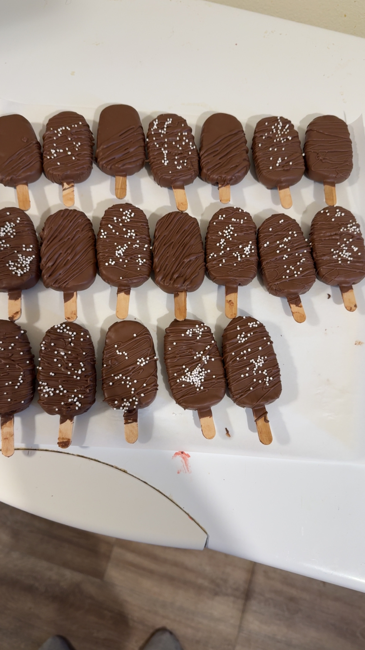 Chocolate Fudge Cakesicles 