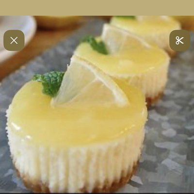 Mini Lemon Cheesecakes