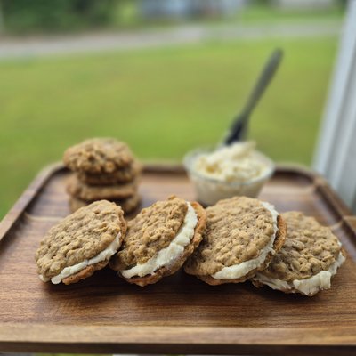 6pk Sourdough Browned Butter Oatmeal Cream Pies