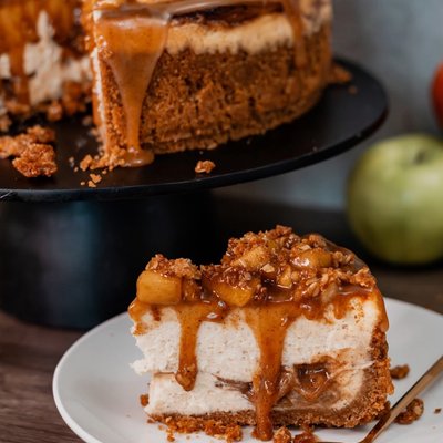 Salted Caramel Apple Pie Cheesecake 8”