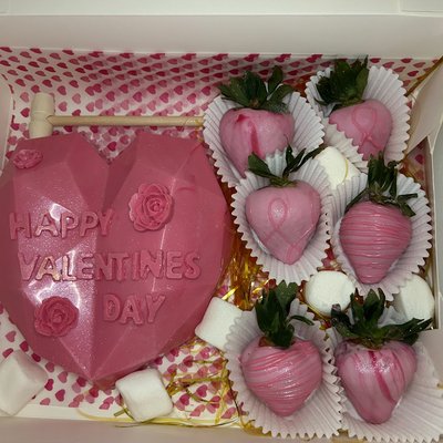 Crackable Heart and Strawberries