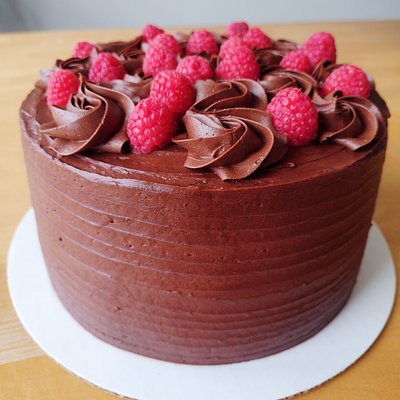 Chocolate Raspberry Cake 